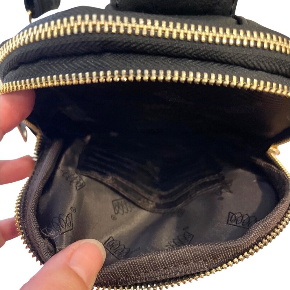 Coraldaisy Black Faux Leather Small Crossbody Sling Bag Pebbled Zipper - Picture 5 of 15